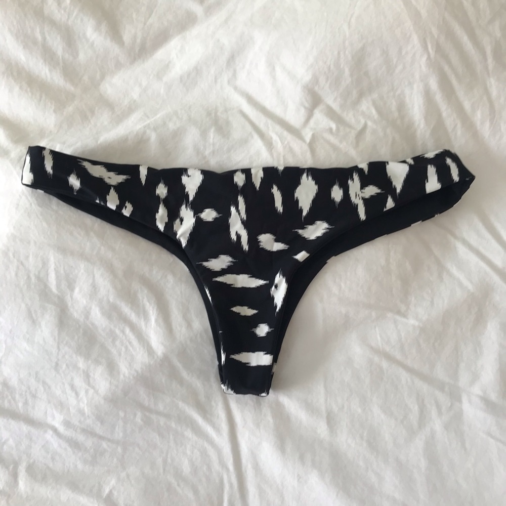 L*SPACE Keep It Wild Itsy Bikini Bottom
